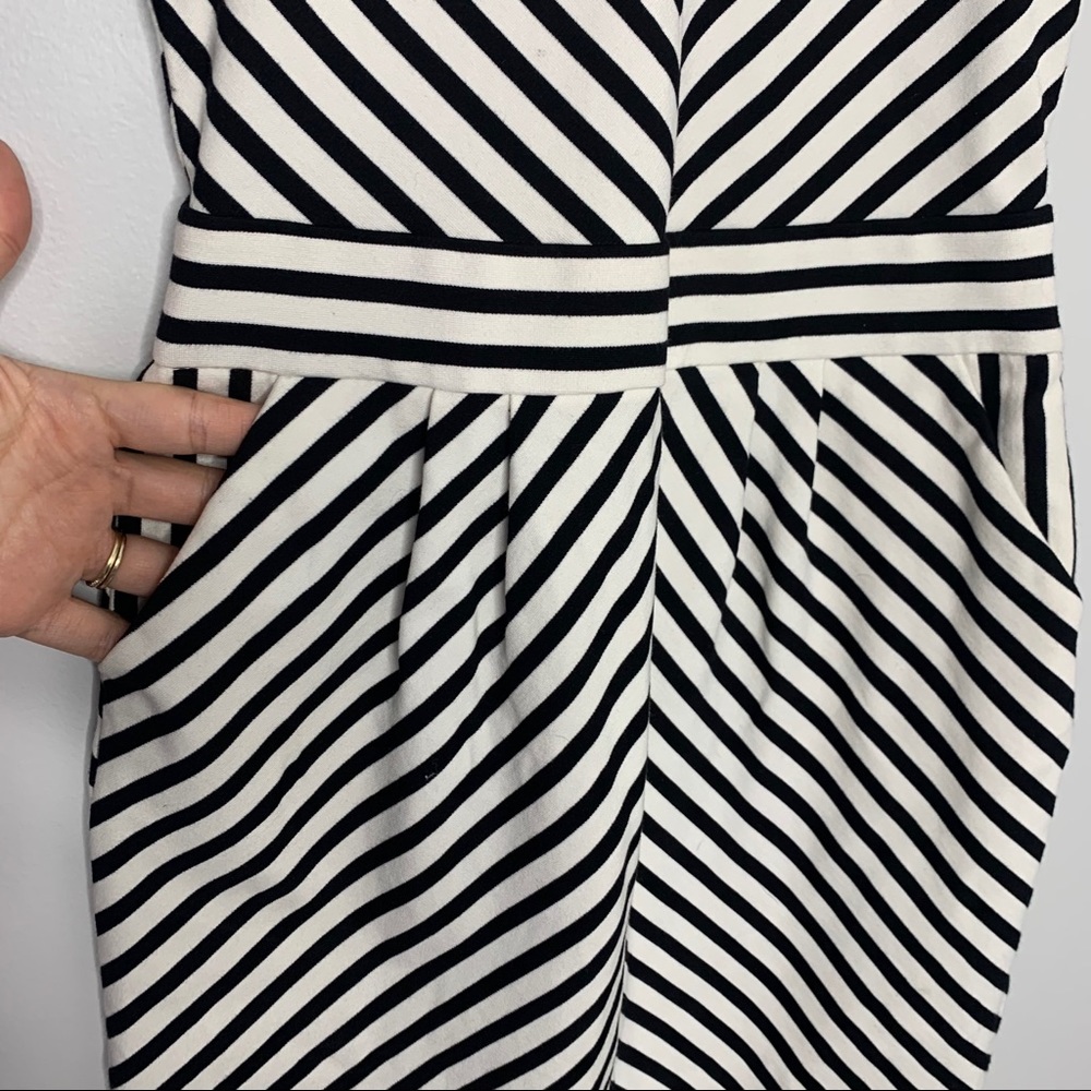 Reiss Striped Dress Side Pockets - Picture 4 of 10